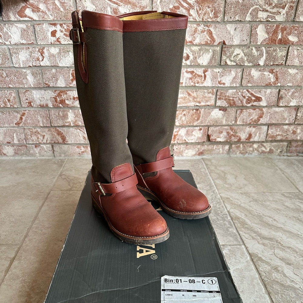 Chippewa snake boots